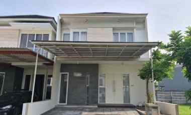 dijual rumah jl royal residence