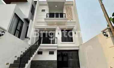 dijual rumah jl sadar 3 jagakarsa