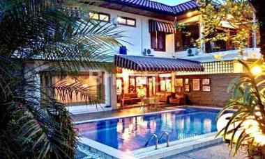 dijual rumah jl sari endah geger kalong