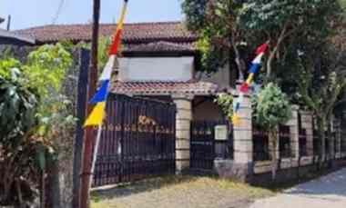 dijual rumah jl sariwangi indah