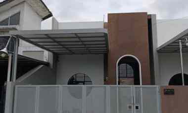 dijual rumah jl saung bandrek ciganitri