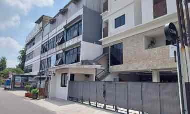 dijual rumah jl seha