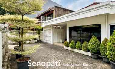 dijual rumah jl senopati