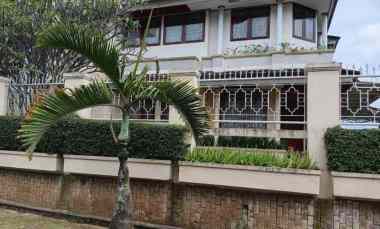 dijual rumah jl setiabudi