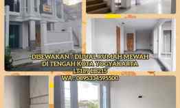 Disewakan / Dijual Rumah Mewah di Tengah Kota Yogyakarta Lt189 Lb215