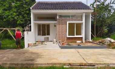 gambar dijual rumah jl situ pitara siwugandu