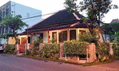 dijual rumah jl surokarsan tamansiswa