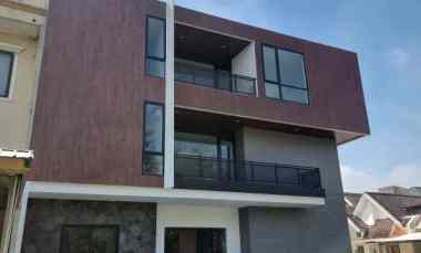 dijual rumah jl sutera flamboyan pd