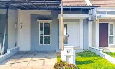 dijual rumah jl suvarna sutera cluster