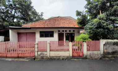 Rumah Seken LT 192 Lebar Depan 12 meter at Jagakarsa Jaksel