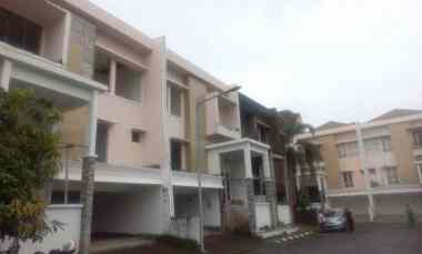 dijual rumah jl urip sumoharjo ii perum