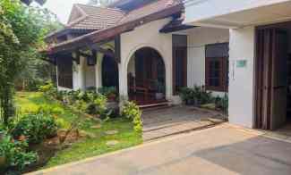 Rumah Lama Tanah Luas Design by Architect di Jaticempaka Bekasi
