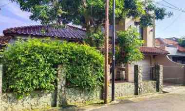 dijual rumah jl warung jati timur