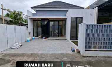 dijual rumah jl wates km 8