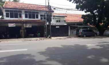 Rumah Strategis di jl Wijaya Kebayoran Baru Jakarta Selatan
