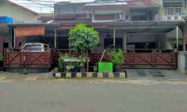 dijual rumah jl wisma menanggal