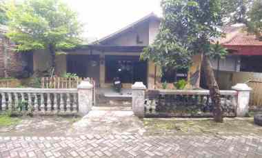 dijual rumah jl zebra