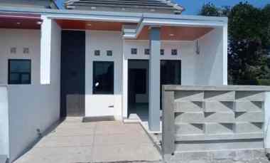 dijual rumah jln cikoneng bojongsoang