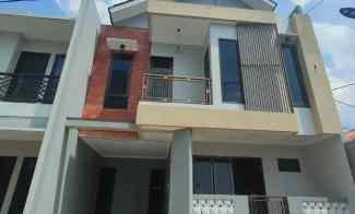 Rumah 2 Lantai Disain Minimalia dalam Cluster Rangkapan Jaya Depok