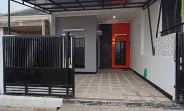 dijual rumah jln margalaksana cikoneng