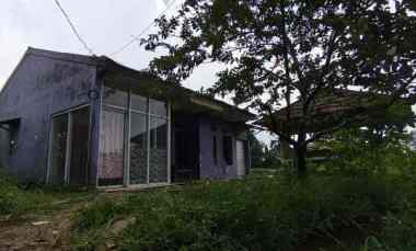 dijual rumah jln raya cimaburan