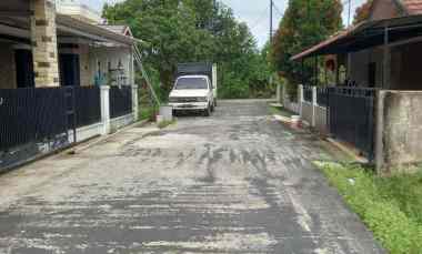 Dijual Rumah Ready Tipe 36 /120. Jln.Tengku Bey-Pekanbaru