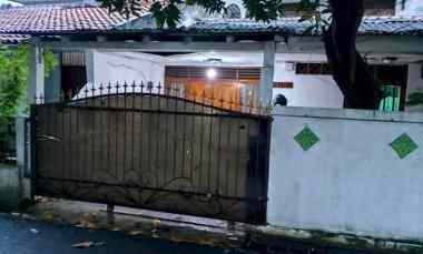 dijual rumah joglo