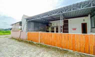 dijual rumah joho prambanan klaten jawa