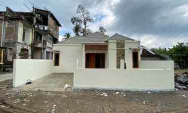 dijual rumah jomblang sendangadi mlati