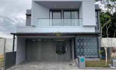 Rumah 2 Lt Modern Minimalis, dekat Jombor Sleman, Menarik