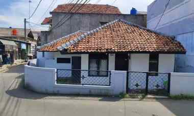 dijual rumah jurangmangu timur