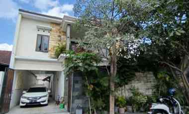 dijual rumah kadisoka