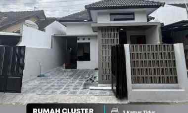 dijual rumah kadisoka