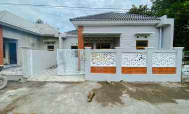 Selo Couple Rumah Siap Huni, dekat Smp Negeri 4 Kalasan, Sleman