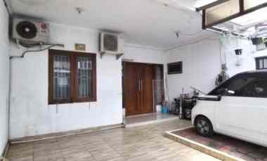 dijual rumah kalibata utara