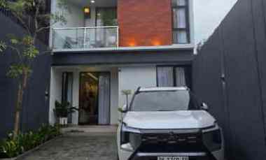 dijual rumah kaliurang km 11