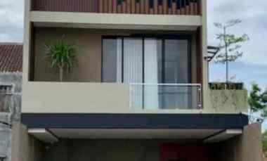 dijual rumah kaliurang km 14