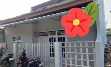 gambar dijual rumah kampung belakang cimone