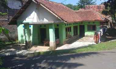 dijual rumah kampung pa ada nya lokasi strategis