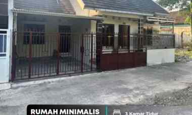 dijual rumah kampus unriyo