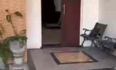 dijual rumah karang asem
