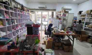dijual rumah karang asem