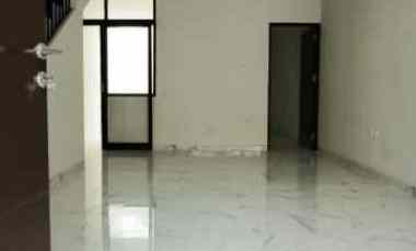 dijual rumah karang empat