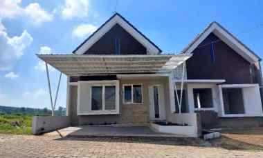 Rumah Modern Minimalis 300 Jutaan Lokasi di Karangploso