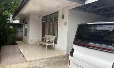 dijual rumah karangtengah