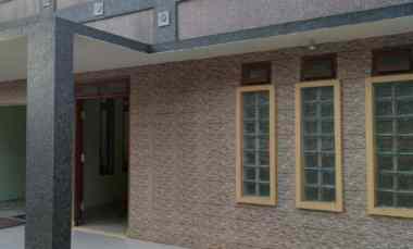 dijual rumah kavlingan bri