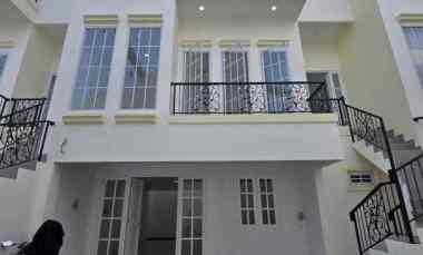 dijual rumah kayu putih jaktim