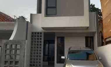 dijual rumah kayu putih pulo gadung