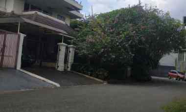 dijual rumah kebayoran lama