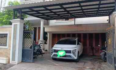 dijual rumah kebayoran lama